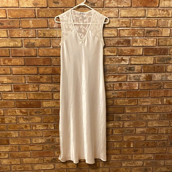 nine-co-intimates-sleepwear-nine-co-lace-detailed-slip